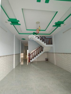 cần bán gấp nhà đường cầu xây, cần đước, long an, 101m2, shr, giá 2,350 tỷ