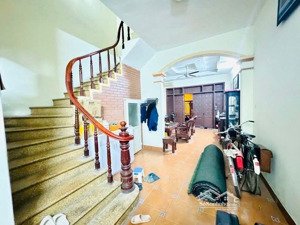 bán nhà riêng xã đàn,dt 74m,3 tầng,ngõ nông,2 thoáng.16,5 tỷ.
