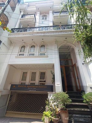 bán chdv cao cấp ngay sân bay - tân bình 8x18m, hầm 5 tầng 24 chdv thu nhập 135 triệu giá 42 tỷ