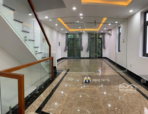 shophous lakeview city 7x20m nhà hoàn thiện có thang máy giá 40tr/th.
