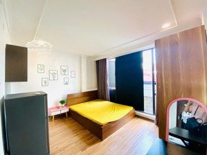 cho thuê phòng trọ tại ngõ 100trần duy hưng, khép kín đẹp điều hòa nóng lạnh máy giá 4,9 triệu 30m2
