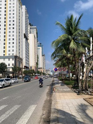chuyển nhượng quỹ đất lớn 3.000m 3 mặt tiền võ văn kiệt quy hoạch xây khách sạn 30 tầng