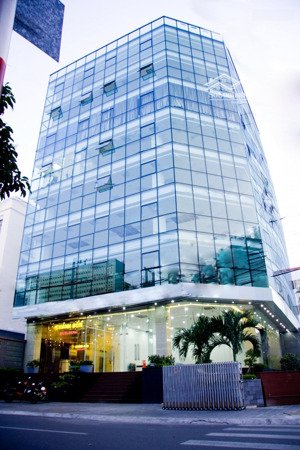 tòa nhà chánh bổn building nha trang cho thuê, vị trí đẹp, đã có ngân hàng & công ty thuê ổn định