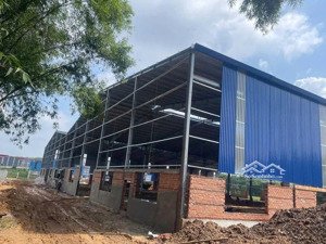 cho thuê 5.000m2 - 7.100m2 nhà xưởng mới ngoài kcn tân uyên bình dương