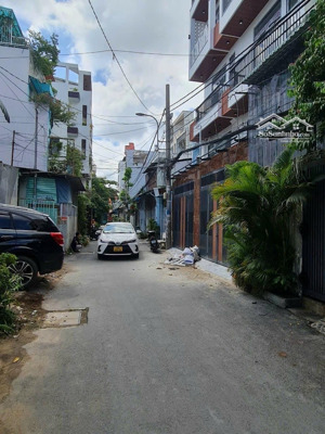 chủ cần tiền nên bán gấp căn nhà giảm 320 triệu hxh nguyễn kiệm, p. 9, phú nhuận, 56m2, 2tỷ1