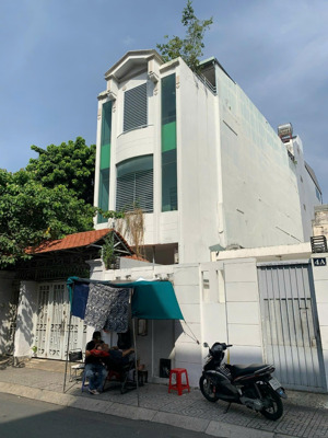 bán đất (8.5x27)225m mt trần quý khoách tân định quận 1 giá 112 tỷ