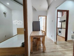 cho thuê 2 phòng ngủ quận bình thạnh ban công, full nội thất, máy giặt riêng