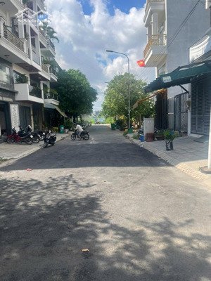 đất giá rẻ mua sinh lời cao vị trí đẹp khu dân cư mới cực đẹp