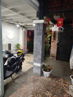 chính chủ cho thuê sông đà dt: 5x17m giá 15tr/thg, lầu, hbc, tđ, 