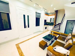 [lô góc] trung kính, cầu giấy 2 thoáng, 35m², mt 7m, full nt, pccc, 20m ra ô tô, giá nhỉnh 8 tỷ