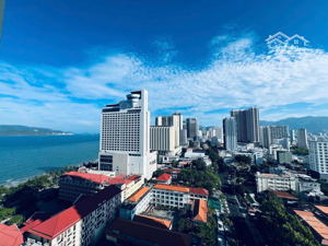 căn góc tòa nam 2pn 2wc view lý tự trọng
