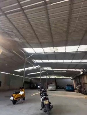 cho thuê kho bãi nhà bè dt 300m2 - pccc tự động - có bảo vệ 24/24h