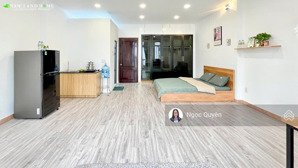 studio rộng 40m2, ban công thoáng mát, đường thần tài quận 7