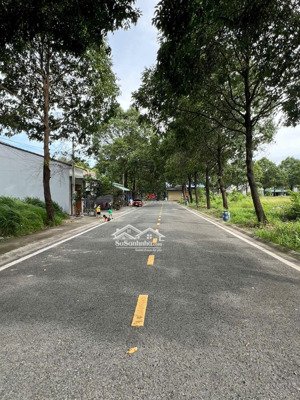 cần sang nhanh lô đất ngay sát công viên thuận giao, dt 75m2/1,75 tỷ,shr full thổ cư, đường rộng 6m