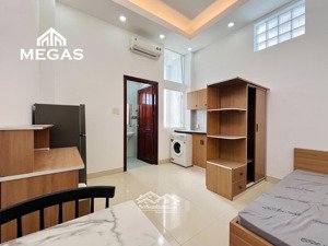 cho thuê chdv - studio siêu rộng tại mặt tiền đường 3/2