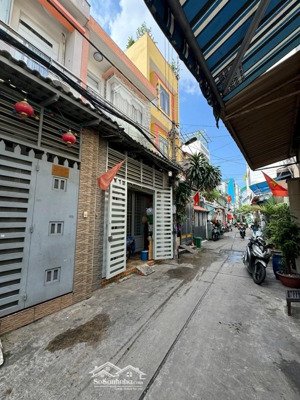 bán nhà hxh đường số 8 bhha btan 2 tầng 42m2 4.25 tỷ