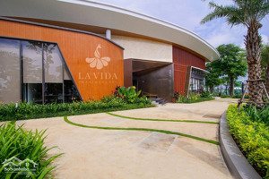 sở hữu ngay căn nhà phố vườn với giá chỉ từ 5,1 tỷ, sổ hồng riêng.