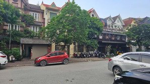 biệt thự vip văn quán - mặt đường đôi - kinh doanh sầm uất - siêu mặt tiền - 210m x3 tầng - 7x tỷ