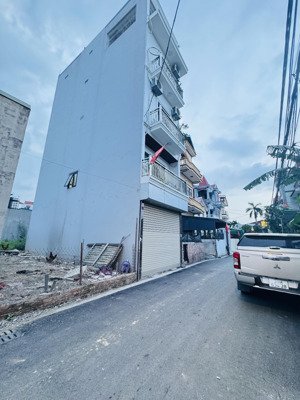 cần bán 200m2 đất sáp mai ngoài đê trục chính ô tô tránh giá rẻ