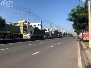 Mặt tiền KD đỉnh 10x31m. Vị trí đắc địa Đặng Thúc Vịnh. SHR giá chỉ 23,5 tỷ