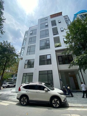 cho thuê nhà mặt đường chính khu đô thị galaxy van phúc,lô góc,100m * 6 tầng,thông sàn,thang máy