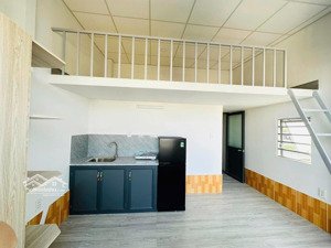 siêu phẩm căn phòng 35m2 duplex - ban công - full nội thất ngay trường đh văn lang
