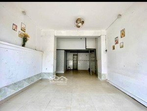 chính chủ cho thuê mặt bằng góc 2 mặt tiền đường lớn 30m ngay trung tâm quận 8 giá chỉ từ 12 tri