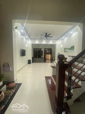 bán nhà phố tam khương diện tích 80m2 - mặt tiền 4,5m - 2 mặt tiền - ô tô tránh nhau. giá: 21 tỷ