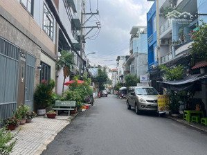 nhà 5 tầng hxh cách mặt tiền 30m 51m² sổ vuông hoàn công đủ, giá chỉ 8 tỷ tl