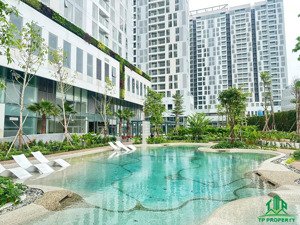 cho thuê ch urban green| 2pn 65m2| giá 10 triệu| nt cơ bản| view hồ bơi| hướng đn mát mẻ| t3 vào ở