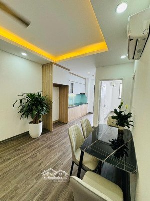 chính chủ bán nhanh chcc cao cấp 2pn full nội thất, tầng trung đẹp tòa vinaconex2 kim văn kim lũ