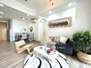 chủ nhà cần đẩy cho thuê nhanh căn 2pn nội thất cực xuất sắc, view thành phố giá tốt lh ngay