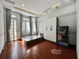 khai trương studio ban công riêng. chính chủ quận phú nhuận