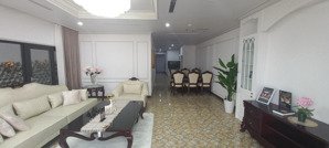 bán căn hộ 2pn mặt đường tố hữu, full nội thất. chỉ 4,7 tỷ. có slot ôtô