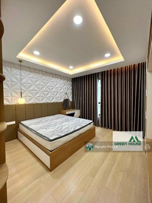 **cho thuê căn hộ duplex the view tháp 8, lầu 28 quận 7**