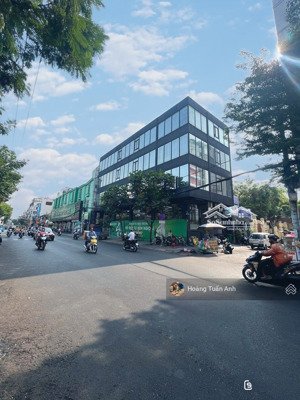 góc 2mt đồng đen + phan sào nam, tân bình - 30x10m - hầm 4 tầng - hđt 200 triệu/th - giá 60 tỷ