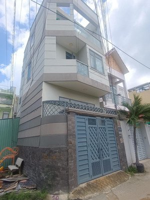 nhà 2 lầu 3pn. 4wc hẻm tải đường võ văn ngân. p linh chiểu. tp thủ đức