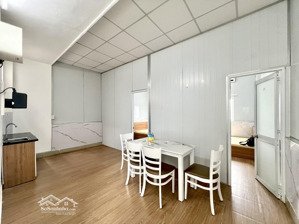 cho thuê căn hộ 2pn 50m2 full nt 5ng5xe ngay mặt tiền âu cơ sát đh văn hiến quận tân bình