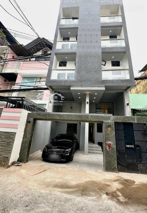bán tòa chdv đường vũ tùng sát bên quận 1, 7,5x17,5m, hầm 6 tầng thu nhập 150 triệu giá 32 tỷ