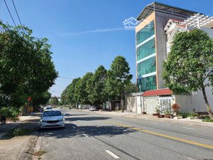 lô góc vip đường nhựa lớn trục chính khu dân cư. gần siêu thị aeon mall. khu ttttm, 12,7x20 full tc