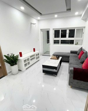 căn hộ 85m2 khan hiếm, giá 27 triệu/m2, nhận nhà ở ngay, sổ đầy đủ