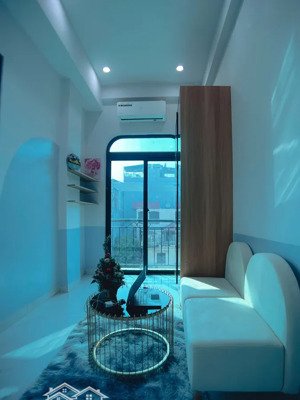 siêu phẩm dòng tiền trung tâm quận hoàng mai 60m ,thang máy ngõ rộng cách oto tránh 100m giá 12tỷ4