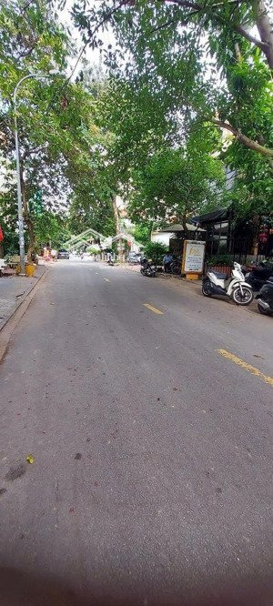 bán đất 2 mặt tiền đường số 19 an phú an khánh 10x18m5 giá 240tr/m2
