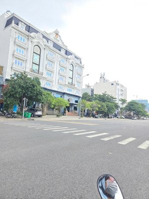 bán đất phú nhuận 4 thạnh mỹ lợi - giá chỉ 187 triệu/m², đường 12m, xây 6 tầng