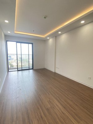 gia đình cần bán căn 2pn , 2wc diện tích 75m2 chung cư bình minh garden - 93 đức giang, long biên