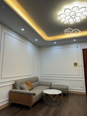 bán chung cư 2 ngủ ngô thì nhậm, hơn 4 tỷ. mua cho con sinh viên học đại học, học cấp 3 nguyễn huệ