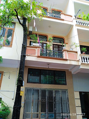 cc bán nhà 60m2 gần trường chuyên hạ long, thuận tiện kinh doanh mọi mặt.