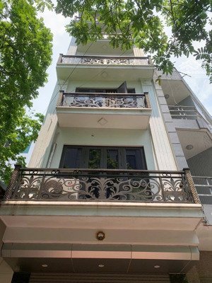 bán nhà 6 tầng áp lô góc thang máy ngô đình mẫn, la khê, hà đông ô tô đỗ cửa hàng xóm park city