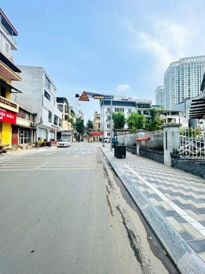 bán mảnh đất vàng phố phú xá - tây hồ - lô góc - ô tô vào nhà - kinh doanh đỉnh !