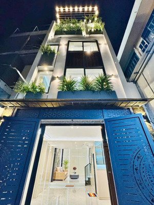 nhà gần chợ 2tỷ990, 59m2 đường ngô tất tố phường 19 bình thạnh